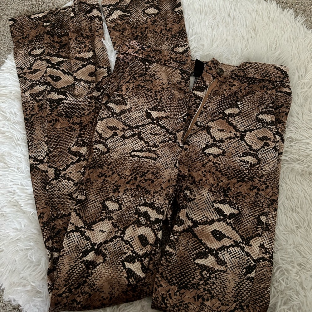 Print pants